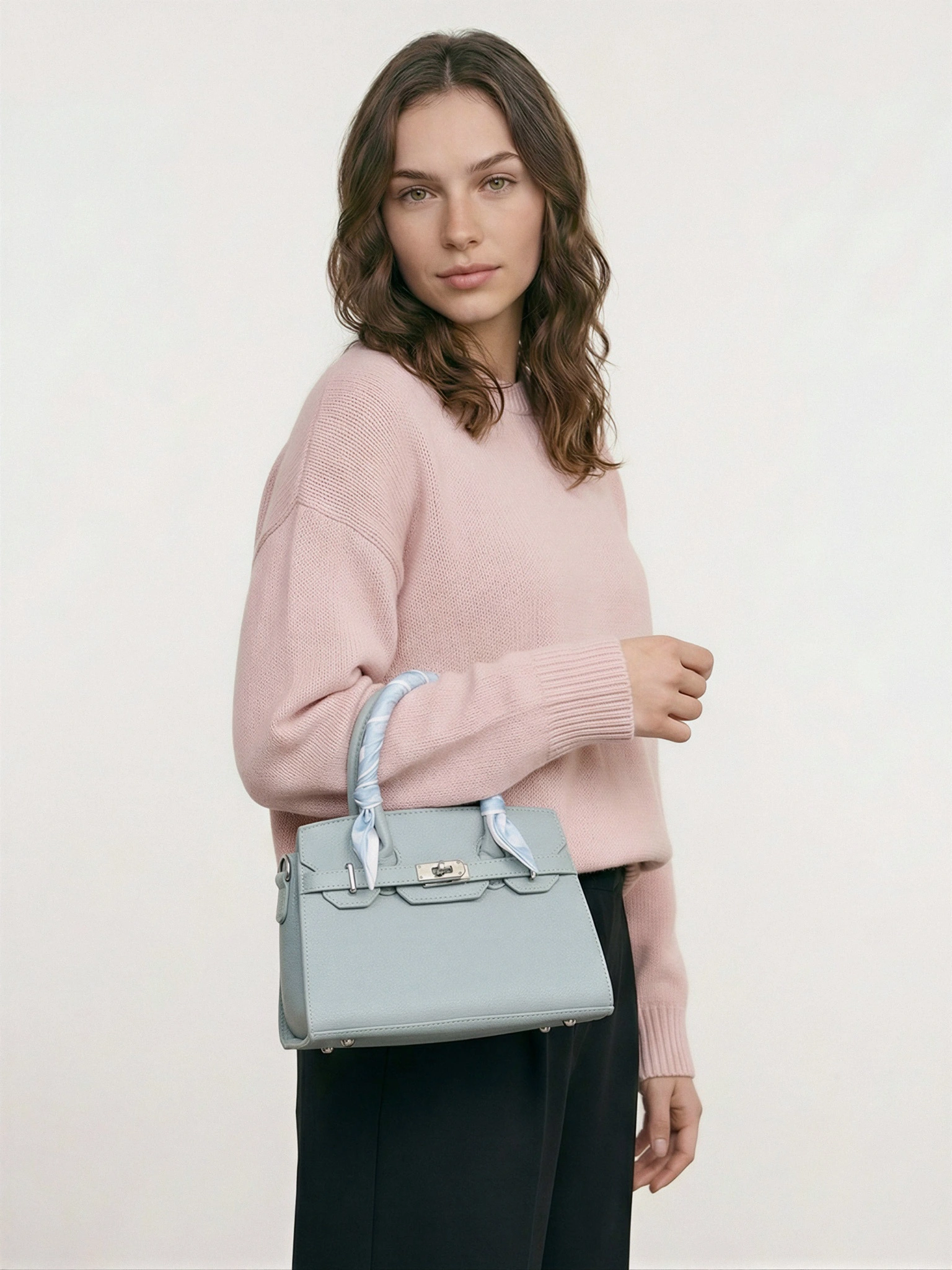 Сумка-тоут  с декоративным платком в ассортименте